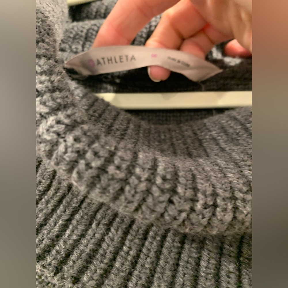 Athleta Tisby cowl neck wool+ cashmere blend minimalist‎ casual winter size Med - Picture 3 of 5